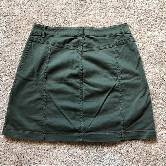 Mini Skirt - Picture 4 of 5